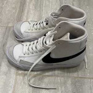 Nike Men's White and Black High-Top Sneakers